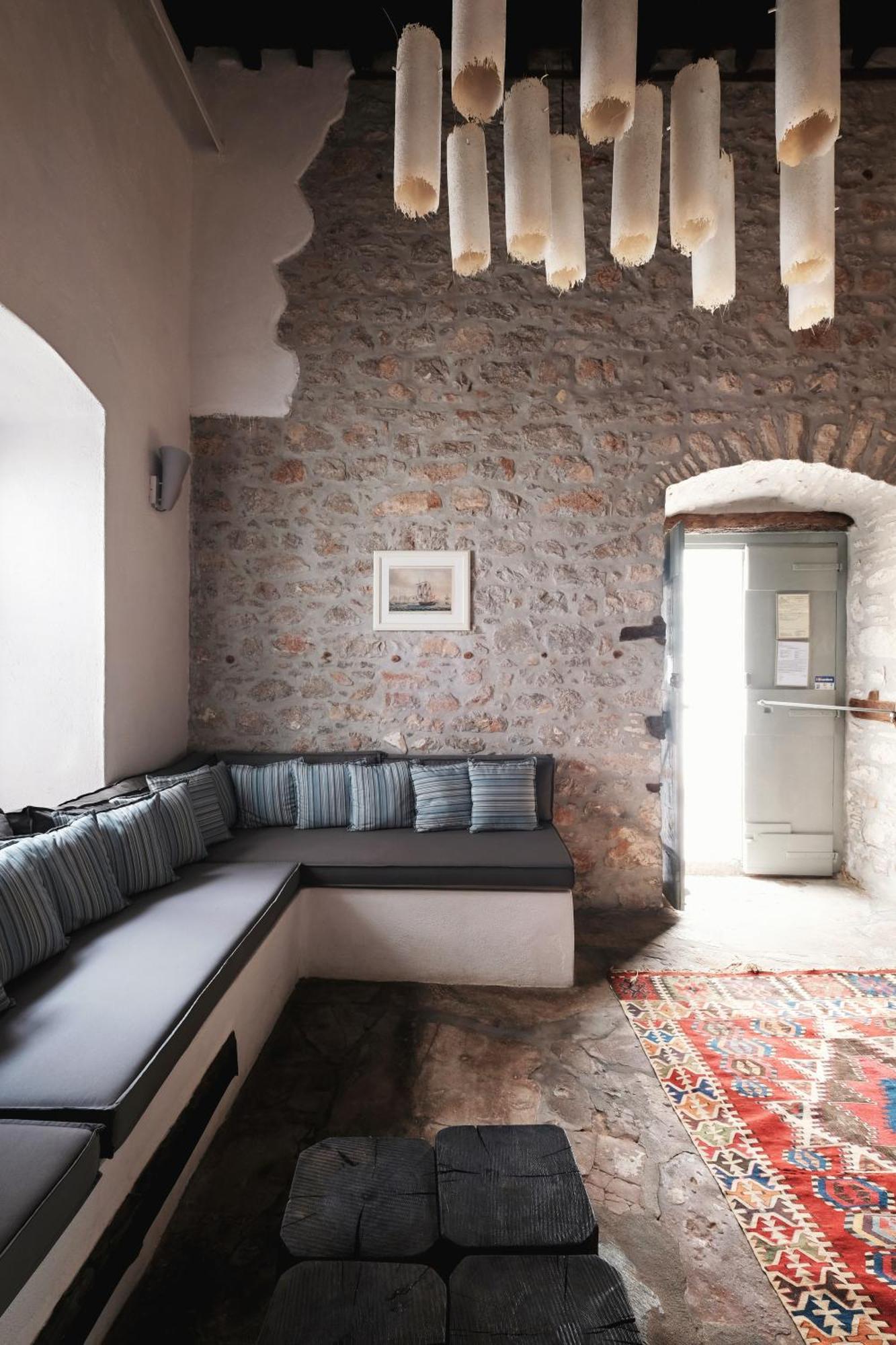 Keresbino Hydra Manor House Villa ภายนอก รูปภาพ