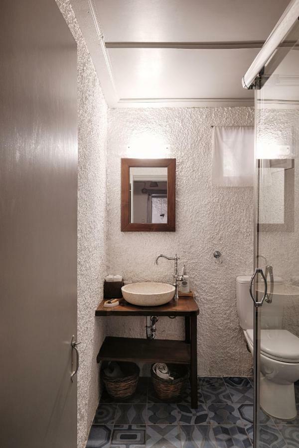 Keresbino Hydra Manor House Villa ภายนอก รูปภาพ