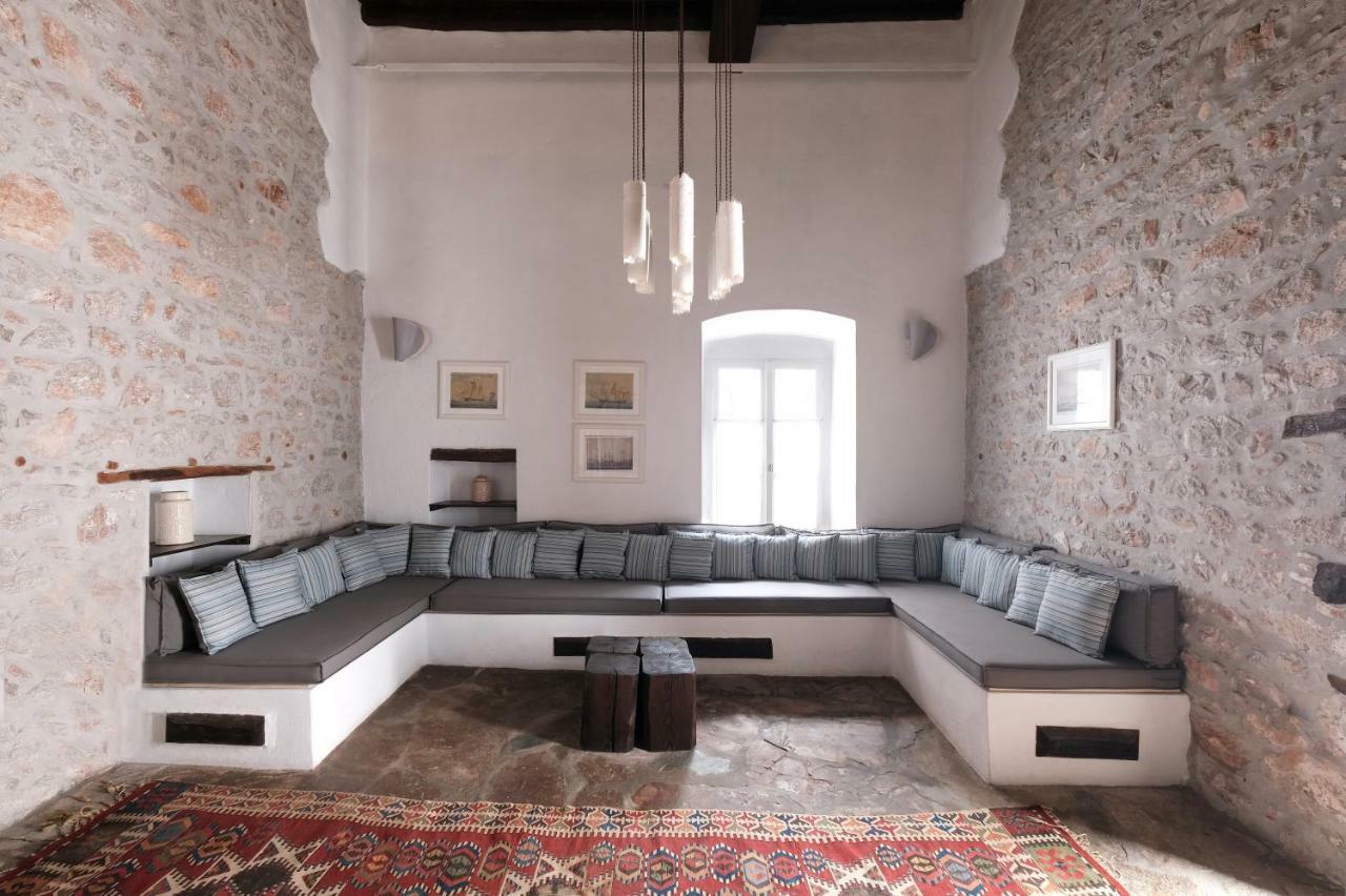 Keresbino Hydra Manor House Villa ภายนอก รูปภาพ